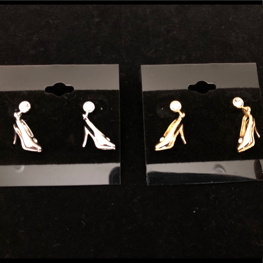 NWT - 2 high heel earrings